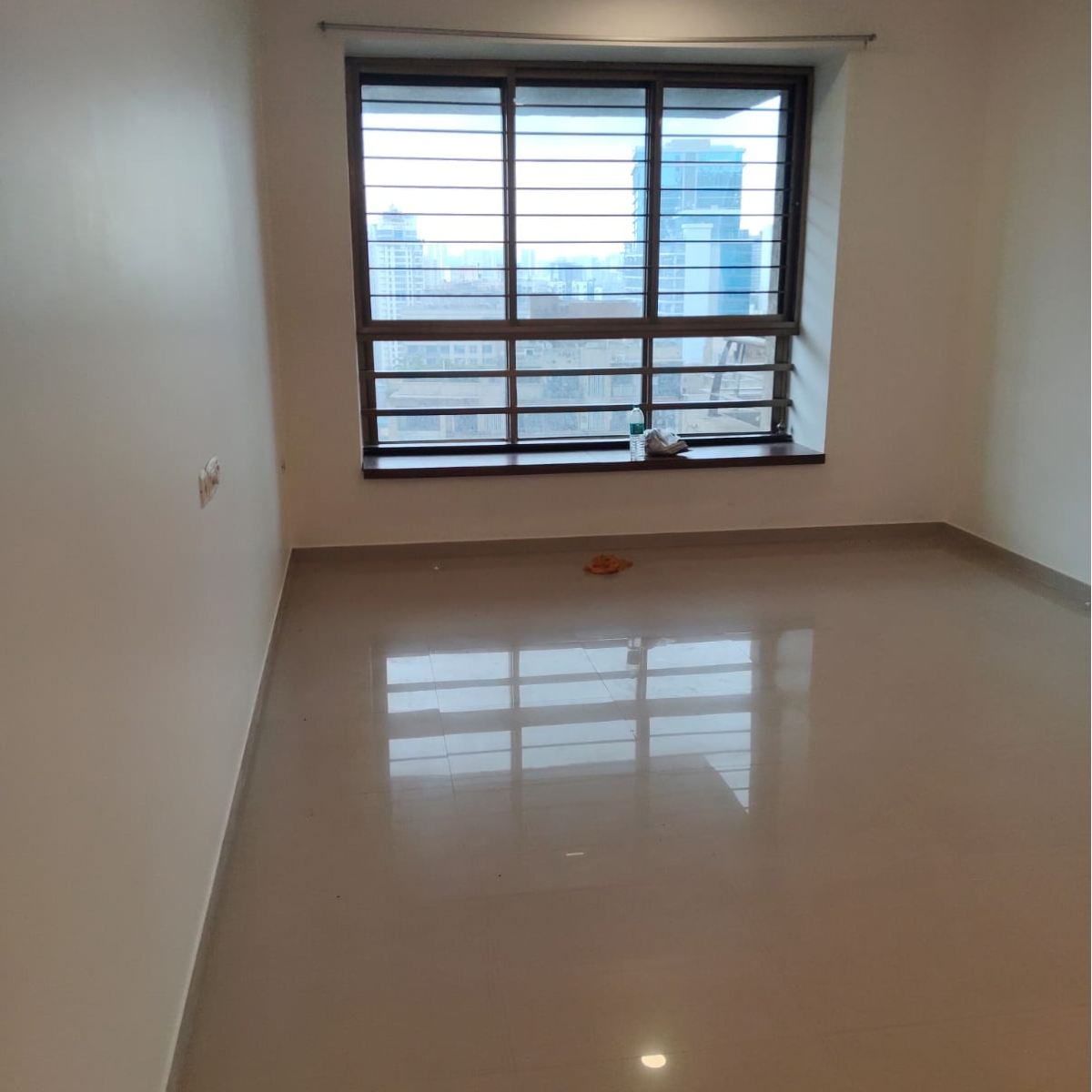 2.5 BHK + Pooja Room Apartment For Rent in Oberoi Springs