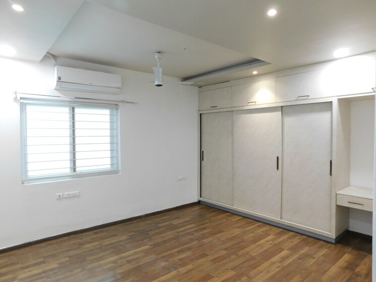 Master Bedroom, rajapushpa-atria 3 Bedroom 2100 Sq.Ft. Apartment In Gachibowli Hyderabad 9085937