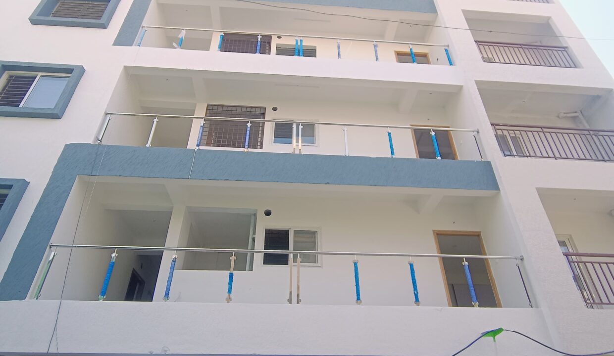 3 BHK + Pooja Room Builder Floor For Sale in Kammanahalli