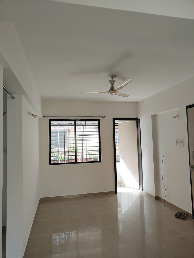Room, daulat-nagar 1 Bedroom 650 Sq.Ft. Apartment In Anand Nagar Pune 9085983