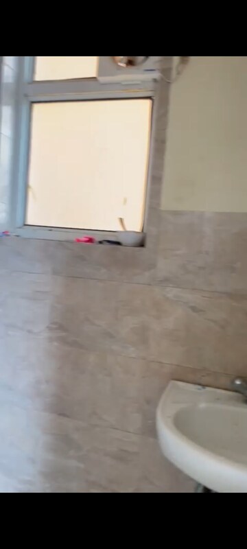Room in 2 BHK Apartment at Wave Dream Homes, Wave City – for Rent