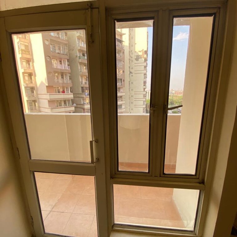 Room, supertech-ecociti 2 Bedroom 890 Sq.Ft. Apartment In Sector 137 Noida 9086046