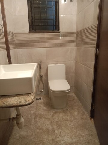 Attached Bathroom in 3 BHK Apartment at Koramangala – for Rent