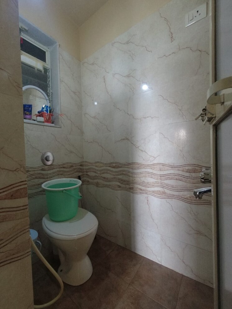 Bathroom, the-baya-sunrise 2 Bedroom 649 Sq.Ft. Apartment In Dadar East Mumbai 9086075