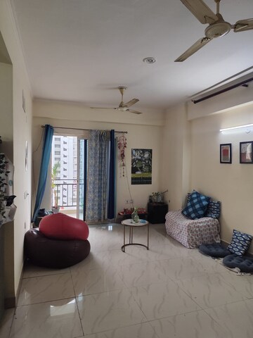 Living Room in 3 BHK Apartment at Sector 75 – for Rent