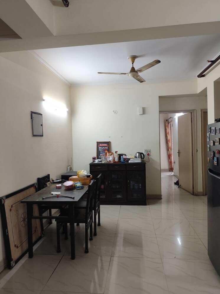 Living Room, sector 75 3 Bedroom 1750 Sq.Ft. Apartment In Sector 75 Noida 9086148