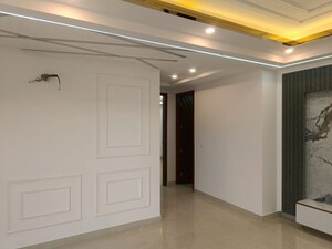 Room in 4 BHK Builder Floor at Chattarpur – for Sale