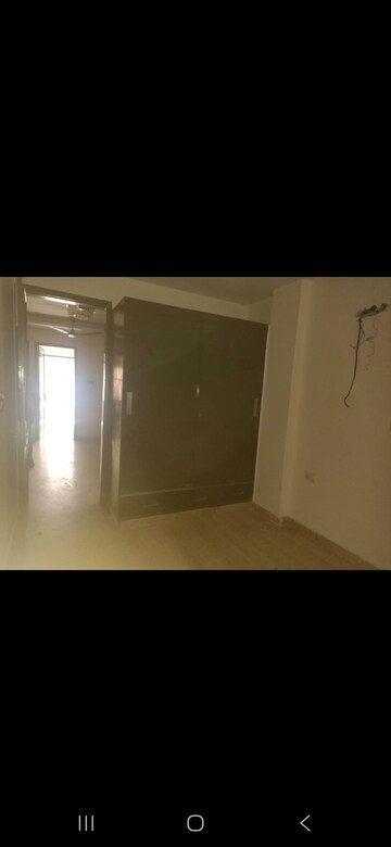 Room in 3.5 BHK Builder Floor at Puri PP City Centre, Pitampura – for Rent