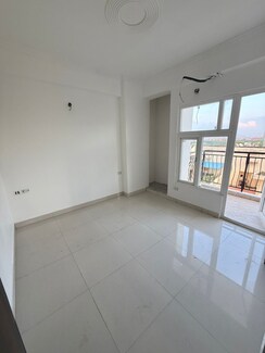 3 BHK + Pooja Room Apartment For Sale in Oxirich Avenue