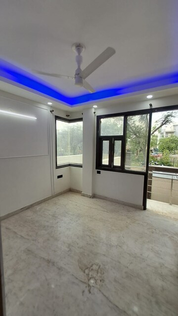 Room in 3 BHK Builder Floor at JMS The Majestic, Manesar Sector 9 – for Sale