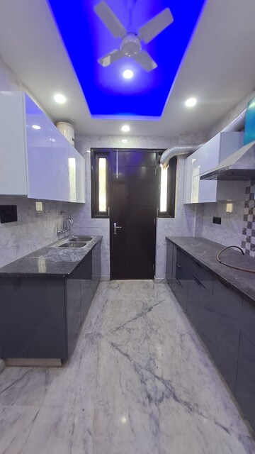 Building Lobby in 3 BHK Builder Floor at JMS The Majestic, Manesar Sector 9 – for Sale