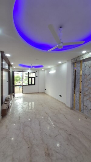 Building Lobby in 3 BHK Builder Floor at JMS The Majestic, Manesar Sector 9 – for Sale