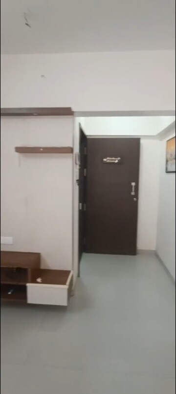 Furnished Amenities in 2 BHK Apartment at Venkatesh Graffiti, Keshav Nagar – for Rent