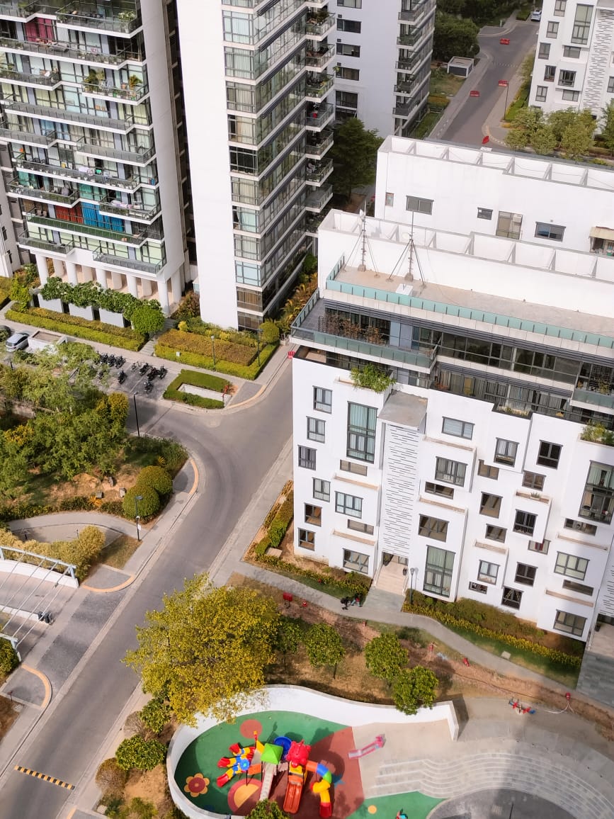 2 BHK + Servant Room Apartment For Sale in Ireo The Grand Arch