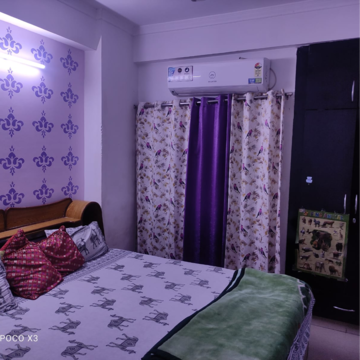 Bedroom in 2 BHK Apartment at Gardenia Golf City, Noida Central – for Rent