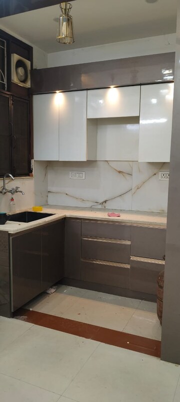 Kitchen in 1 BHK Builder Floor at Maya Homes, Indrapuram – for Rent