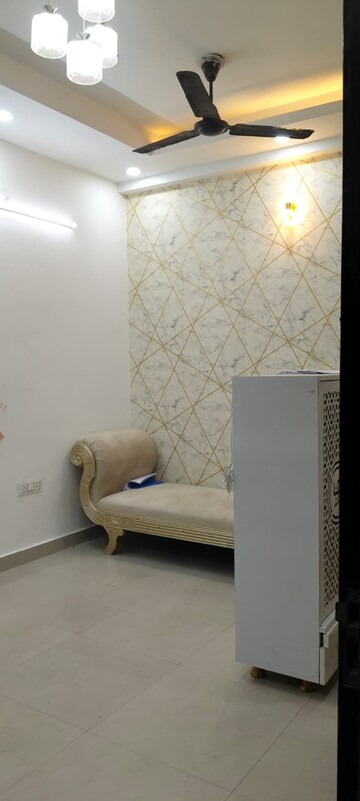 Bathroom in 1 BHK Builder Floor at Maya Homes, Indrapuram – for Rent