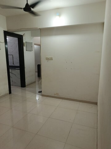 2 BHK Apartment For Rent in Akashganga Complex Kavesar, Kavesar