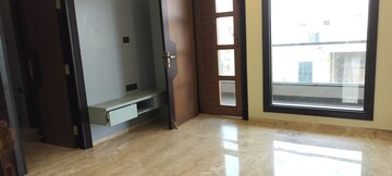 Room in 3 BHK Independent House at RWA Apartments Sector 41, Sector 41 – for Rent
