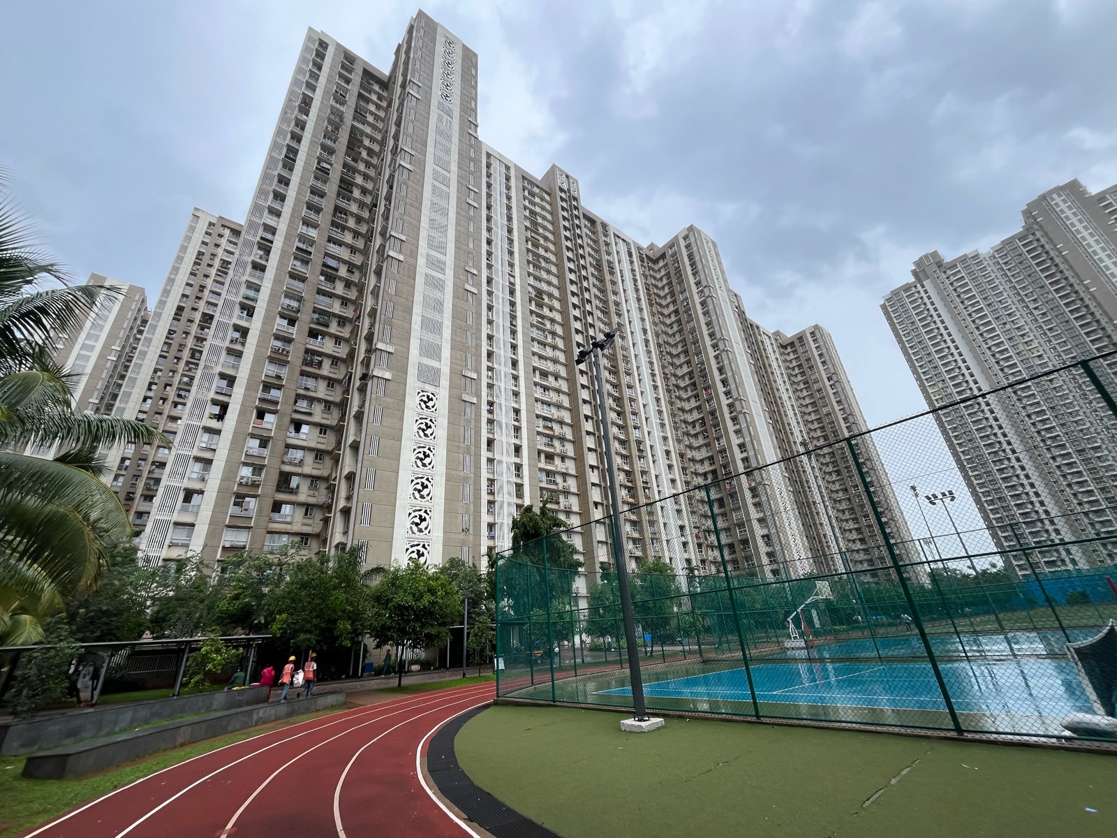 1 BHK Apartment For Rent in Lodha Amara