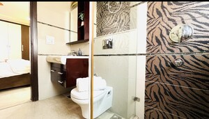 Kitchen in 6+ BHK Builder Floor at Defence Colony – for Sale