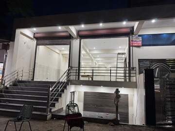  Showroom For Rent in Panki