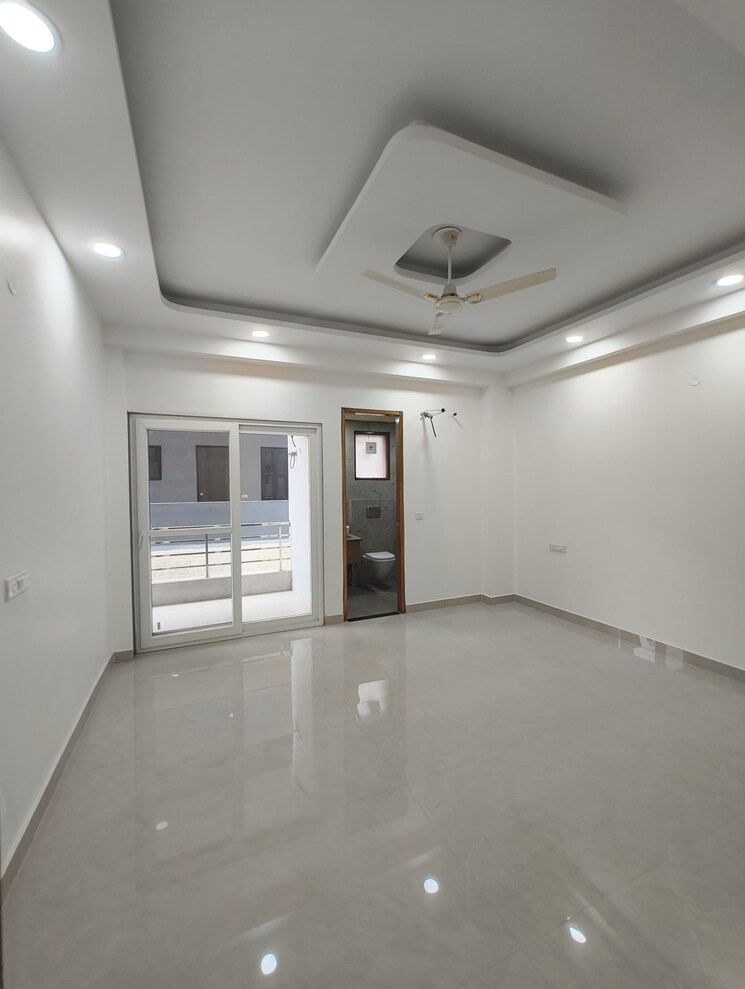 Master Bedroom, hero-homes-gurgaon 3 Bedroom 884 Sq.Ft. Apartment In Sector 104 Gurgaon 9086381