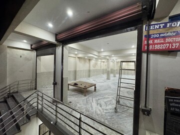 Parking in  Showroom at Panki – for Rent