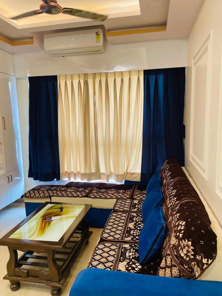 Living Room, kalpataru-paramount 2 Bedroom 672 Sq.Ft. Apartment In Kapur Bawdi Thane 9086415