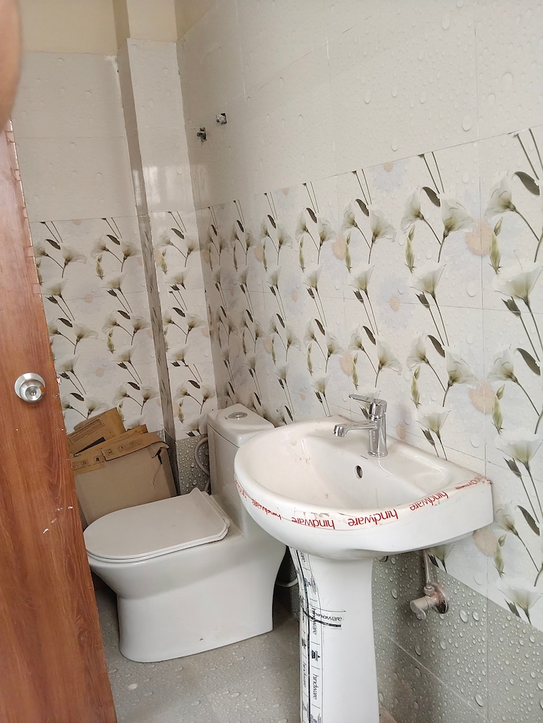 Attached Bathroom, khodna kalan 3 Bedroom 1585 Sq.Ft. Villa In Khodna Kalan Greater Noida 9086421