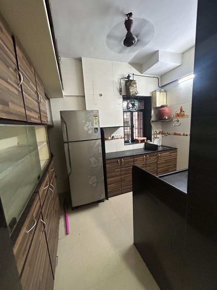 Kitchen, vrindavan-chs-thane-west 2 Bedroom 745 Sq.Ft. Apartment In Vrindavan Society Thane 9086403
