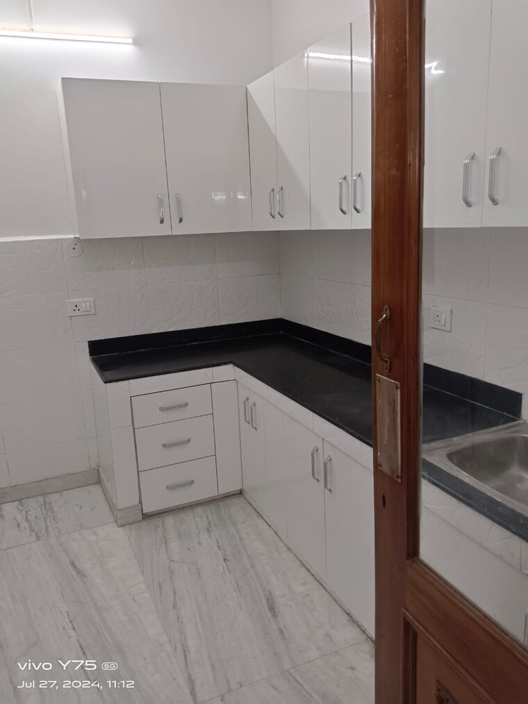 Kitchen, greater kailash ii 3 Bedroom 250 Sq.Yd. Builder Floor In Greater Kailash ii Delhi 9086424