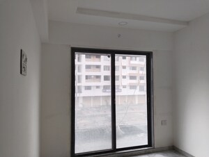 Room in 1 BHK Apartment at Ruturaj Classic, Nalasopara West – for Sale