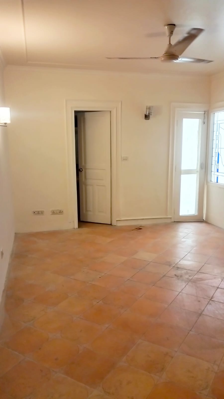 4 BHK + Pooja Room,Servant Room,Study Room Builder Floor For Rent in Greater Kailash II