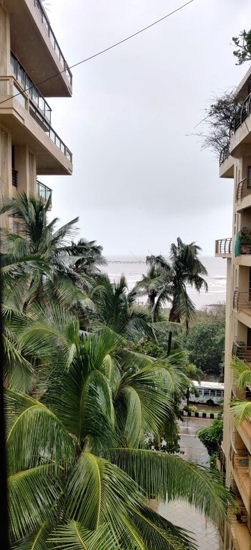 2 BHK Apartment – Exterior View View at Heritage Apartments Bandra, Bandra West - for Rent