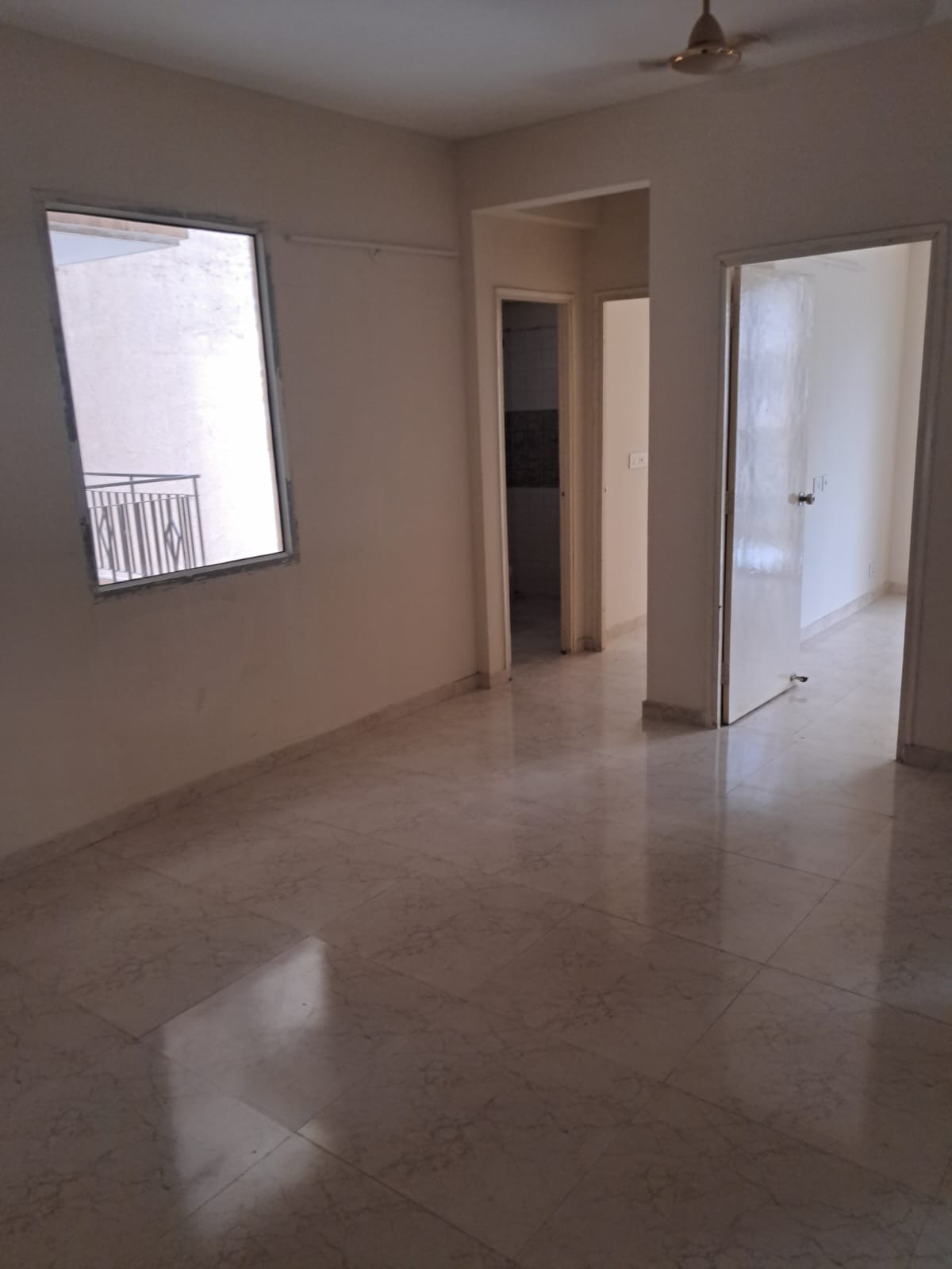 2 BHK Apartment For Rent in MRG The Balcony