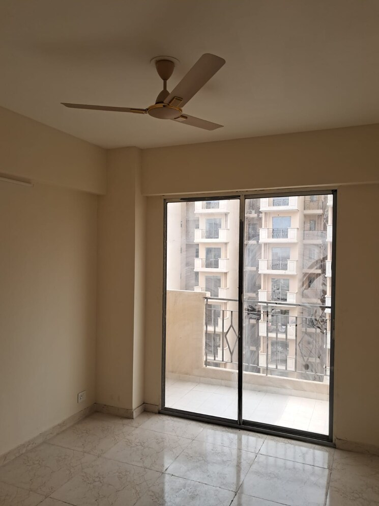 Room, mrg-the-balcony 2 Bedroom 645 Sq.Ft. Apartment In Sector 93 Gurgaon 9086506
