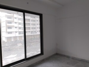 Room in 3 BHK Apartment at Ruturaj Classic, Nalasopara West – for Sale