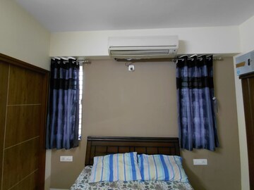 Bedroom in 3 BHK Apartment at Memnagar – for Rent