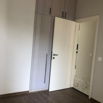 Room in 2.5 BHK Builder Floor at Central Park 3 Flower Valley, Sohna Sector 33 – for Sale