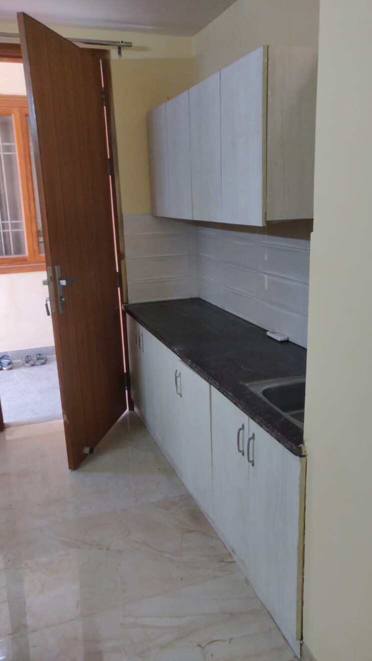 Kitchen, vasant kunj 2 Bedroom 1200 Sq.Ft. Apartment In Vasant Kunj Delhi 9086549