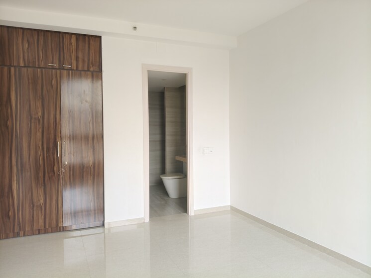 Room, hiranandani-estate 1 Bedroom 450 Sq.Ft. Apartment In Ghodbunder Road Thane 9086548