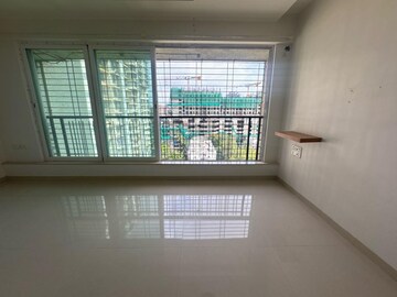 Room in 3 BHK Apartment at Keytech Jiten CHS, Andheri West – for Rent
