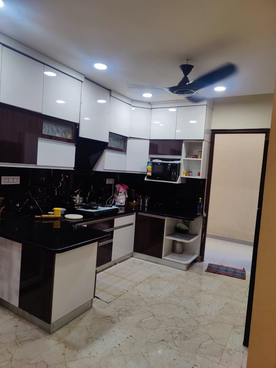 2 BHK + Extra Room Apartment For Sale in Windsor Paradise 2