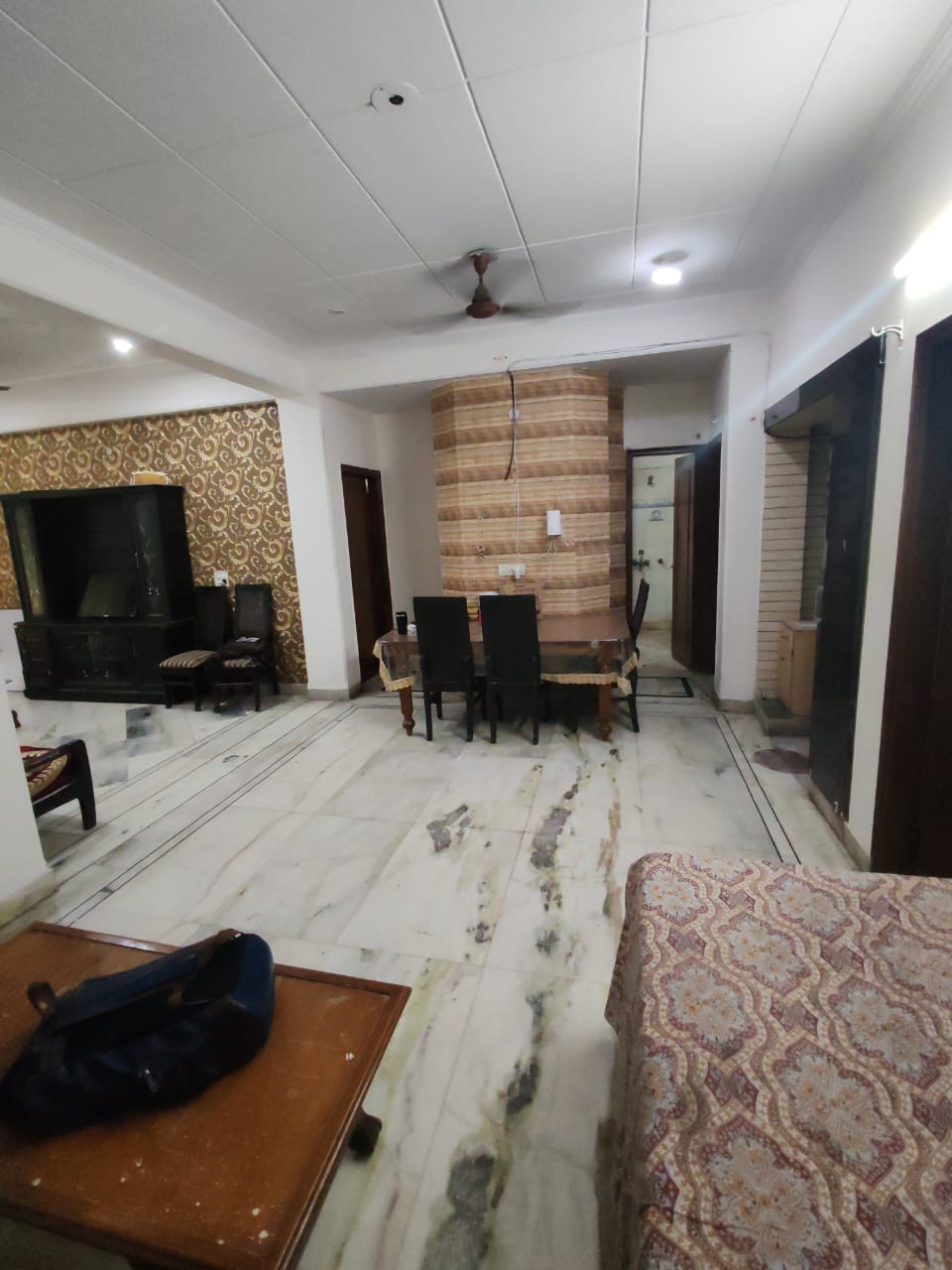 2 BHK Independent House For Rent in RWA Apartments Sector 47