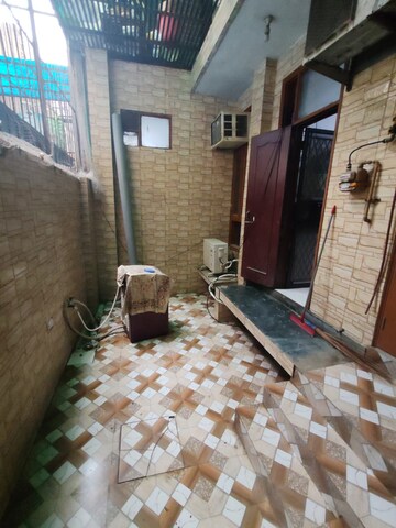 Living Room in 2 BHK Independent House at RWA Apartments Sector 47, Sector 47 – for Rent