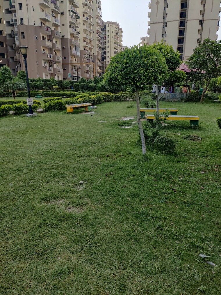 Garden, svp-gulmohur-garden 2 Bedroom 1090 Sq.Ft. Apartment In Raj Nagar Extension Ghaziabad 9086625