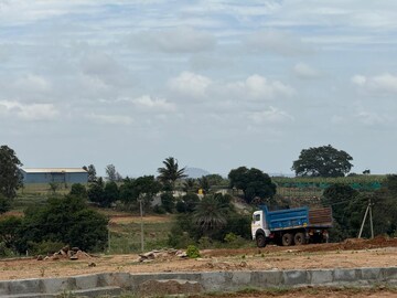  Plot – Exterior View View at Hosur Krishnagiri rd - for Sale