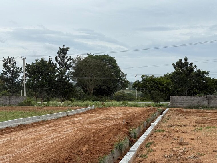 undefined, hosur krishnagiri rd  1800 Sq.Ft. Plot In Hosur Krishnagiri rd Hosur 9086630