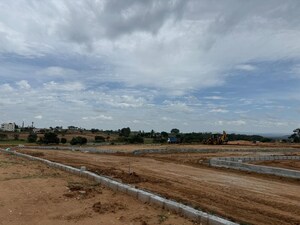 Plot Area in  Plot at Hosur Krishnagiri rd – for Sale